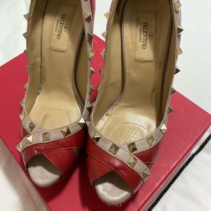 Valentino Rockstud open toe pump